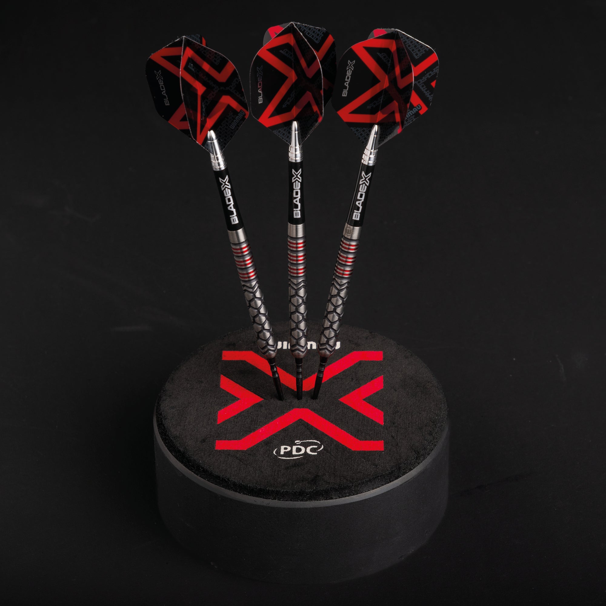 winmau-blade-x-dart-dock-darthalter-mini-board image 3
