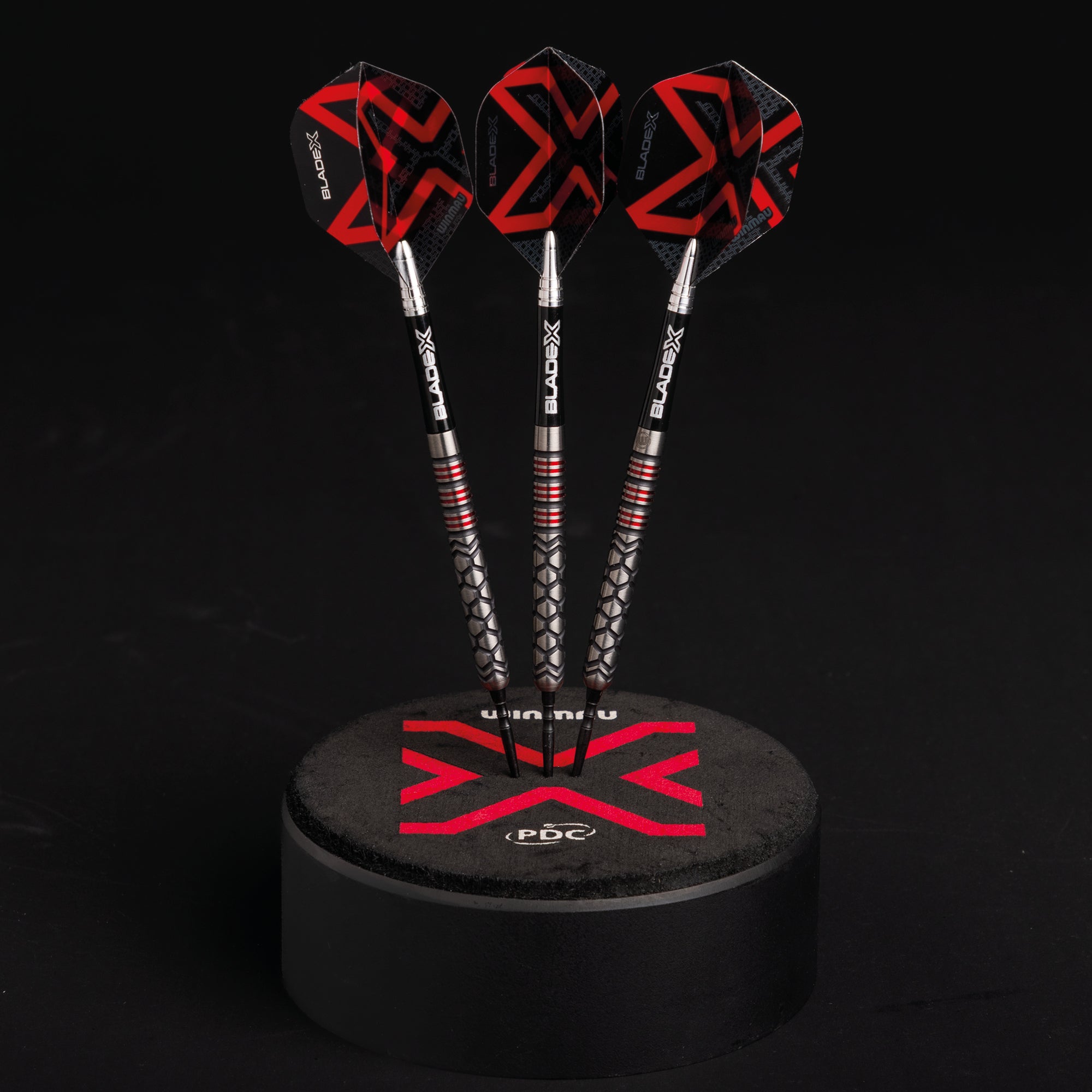 winmau-blade-x-dart-dock-darthalter-mini-board image 4