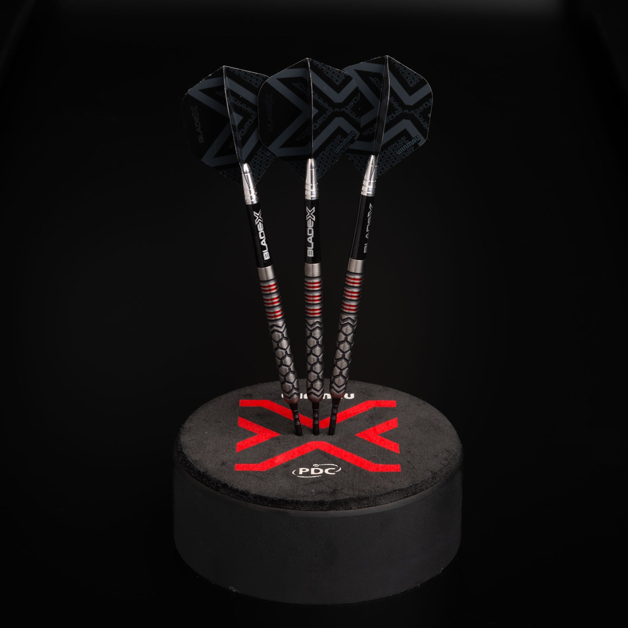 winmau-prism-blade-x-delta-flights-standard-schwarz-3-stk image 5