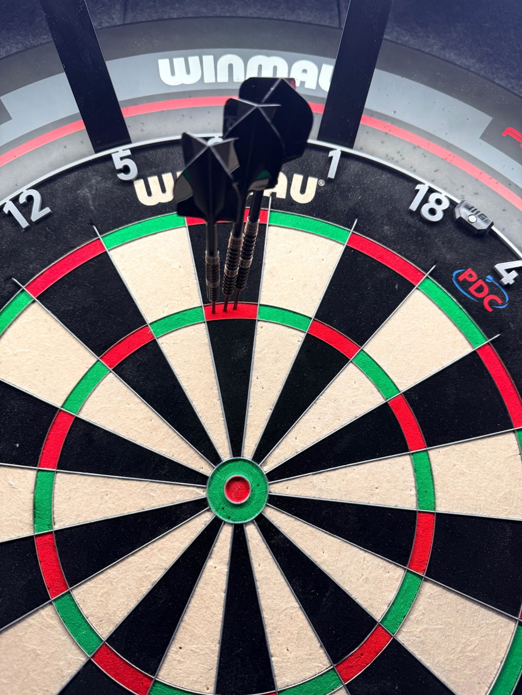 Edle Darts