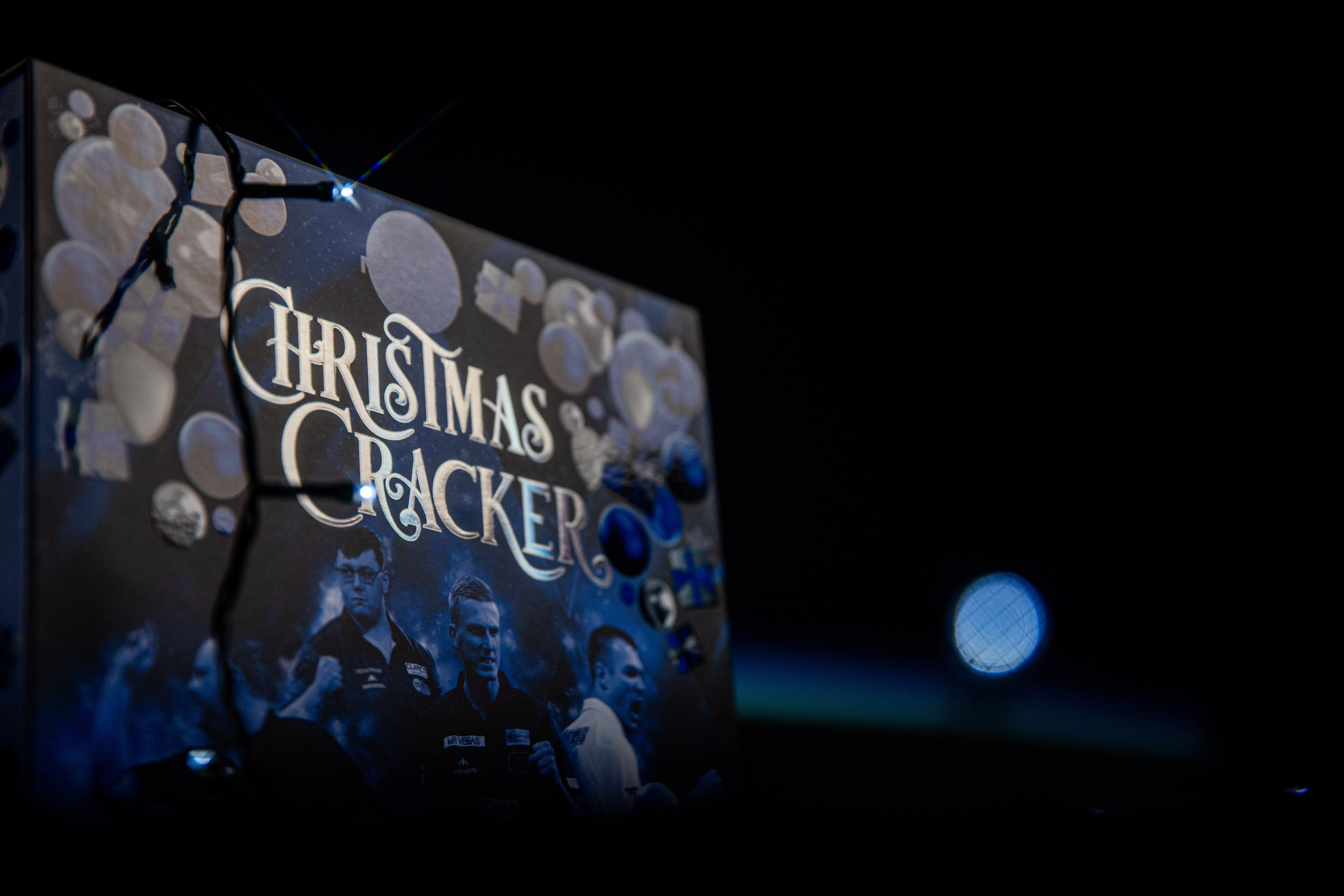 mission-archon-christmas-cracker-steeldarts-set-limitiert image 4